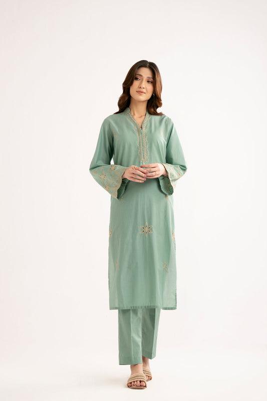 2 Piece Lawn Embroidered Suit (CP0138)