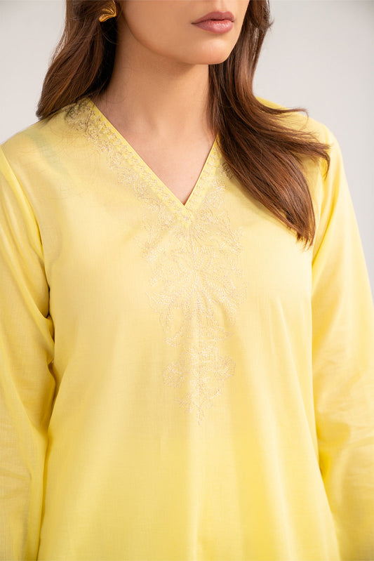 2 Piece Lawn Embroidered Suit (CP0370)