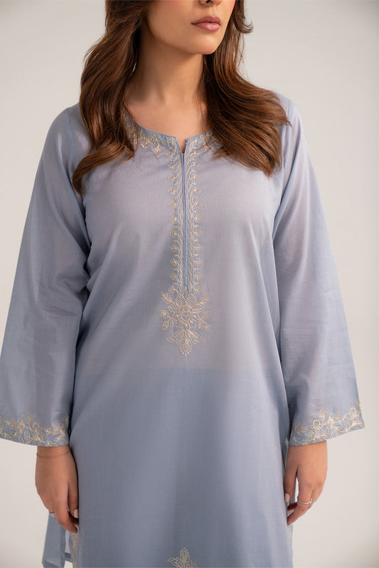 2 Piece Lawn Embroidered Suit (CP0371)