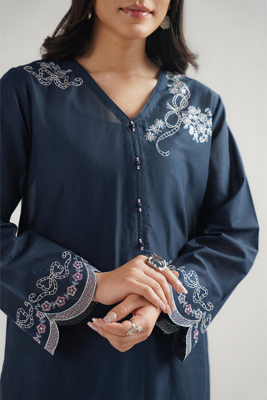 2 Piece Lawn Embroidered Suit (CP0481)