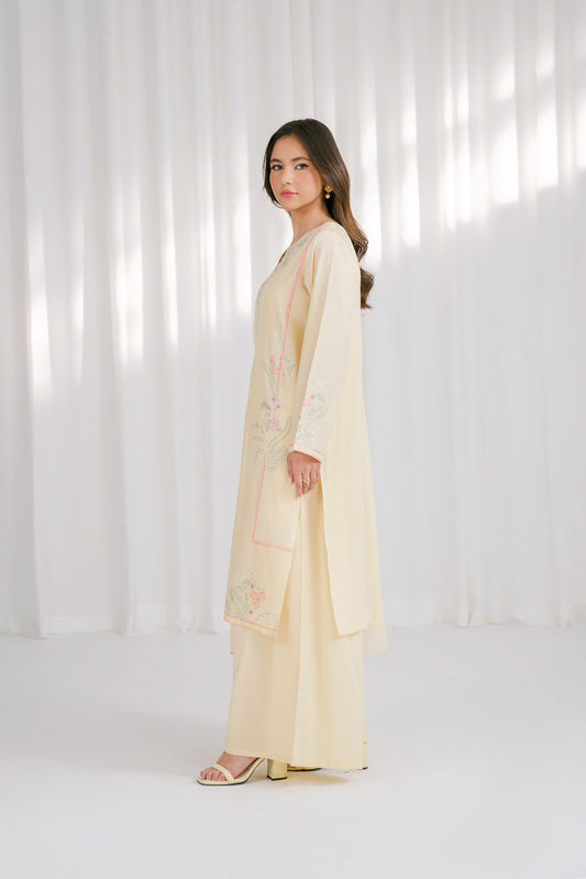 3 Piece Lawn Embroidered Suit (CS0114)