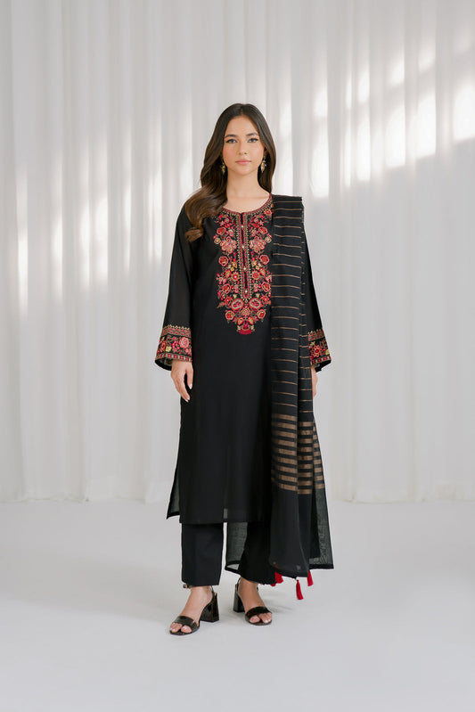 3 Piece Lawn Embroidered Suit (CS0124)