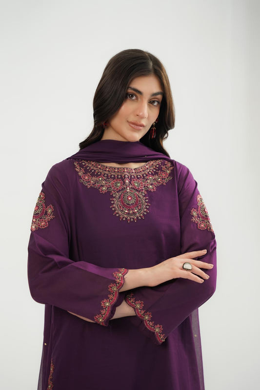 3 Piece Lawn Embroidered Suit (CS0515)