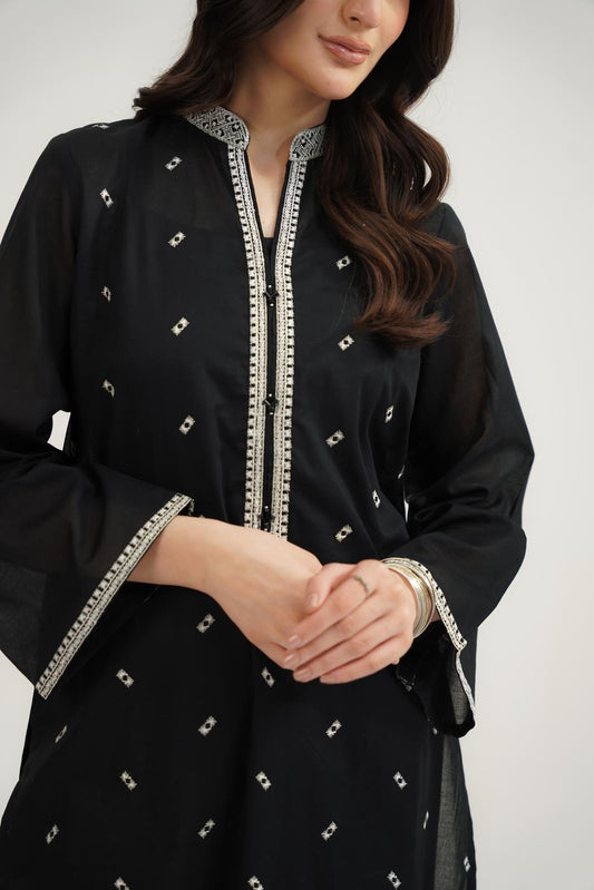 2 Piece Lawn Embroidered Suit (CS0537)