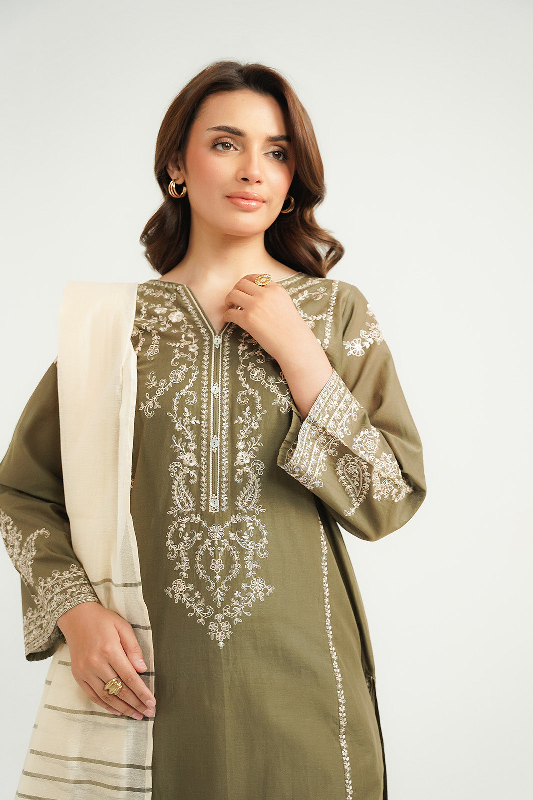 Shop for Ready to Wear Pakistani Formal Clothing | Chinyere Shop for Ready to Wear Pakistani Formal Clothing | Chinyere