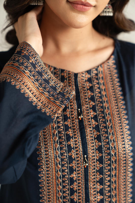 3 Piece Lawn Embroidered Suit (CS0536)