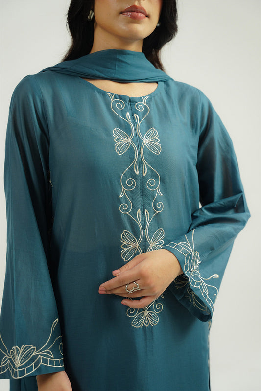 3 Piece Lawn Embroidered Suit (CP0526)