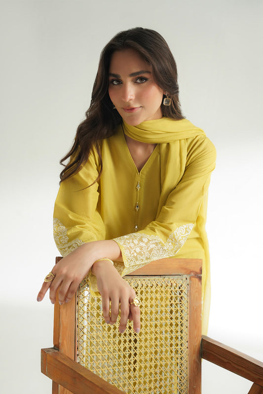 3 Piece Lawn Embroidered Suit (CS0567)