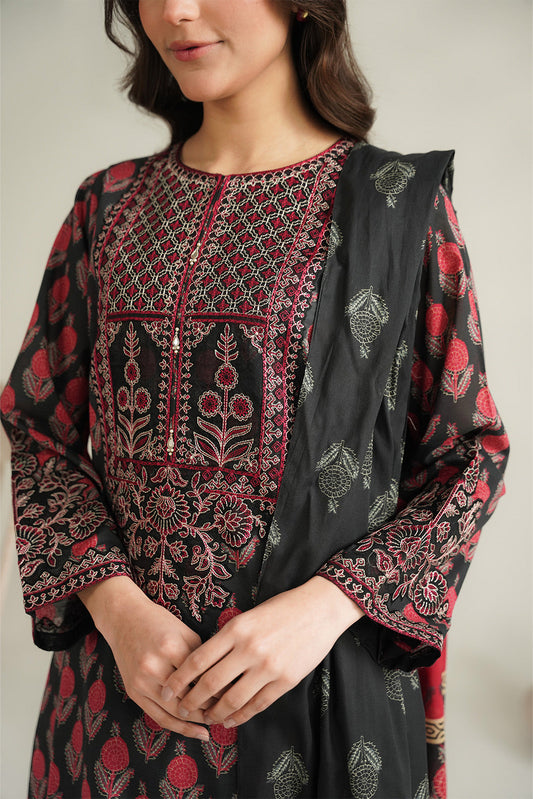 2 Piece Printed Lawn Printed Unstitched Suit (UC0113)
